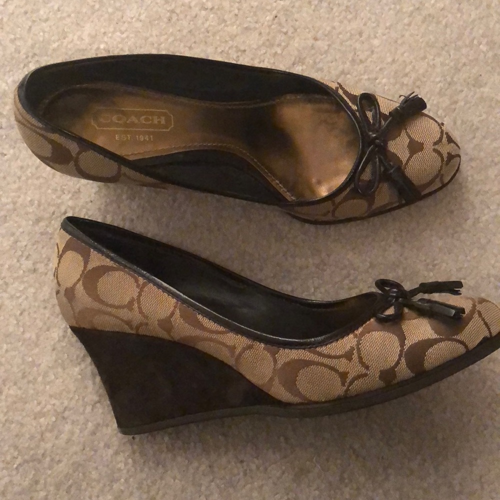 Coach signature wedge